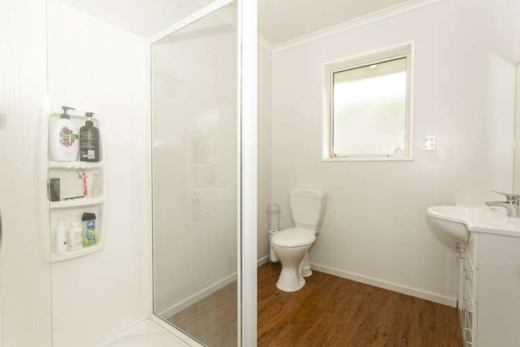 759 Somerton Road Chertsey_9