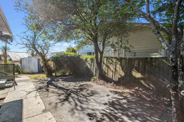 5 Riro Street | Pt Chevalier | Auckland City | Houses for Rent - OneRoof