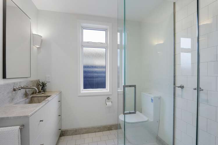 17 Searells Road Strowan_17