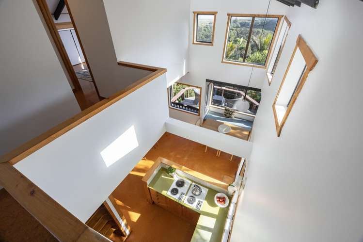 101b Garden Road Piha_15