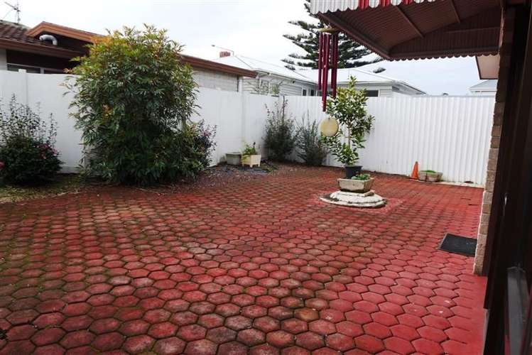 6 Faith Bullock Place New Lynn_4