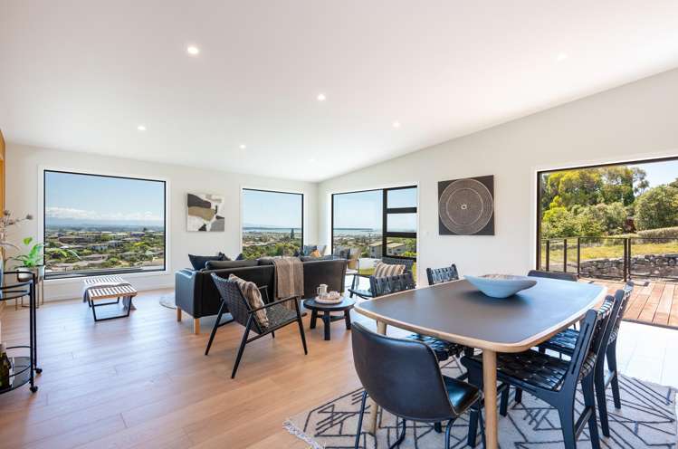 10 Resolution Place Richmond_12