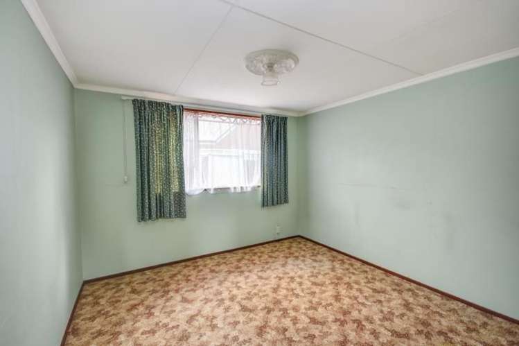 12c Baker Street Caversham_6