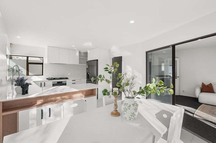 1 Ryeland Avenue_1