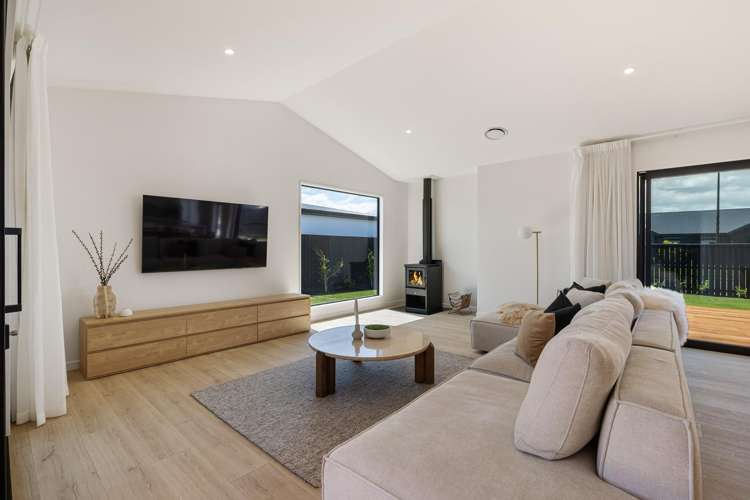 57 Ebenezer Drive Lincoln_9