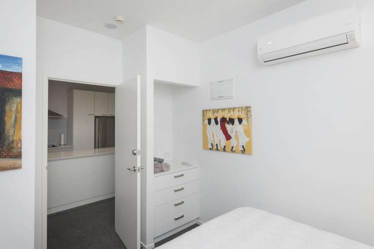 202/4 Reads Quay, Marinaview Gisborne_12