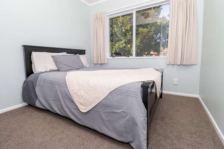 4 Emmerdale Mews Highbury_8