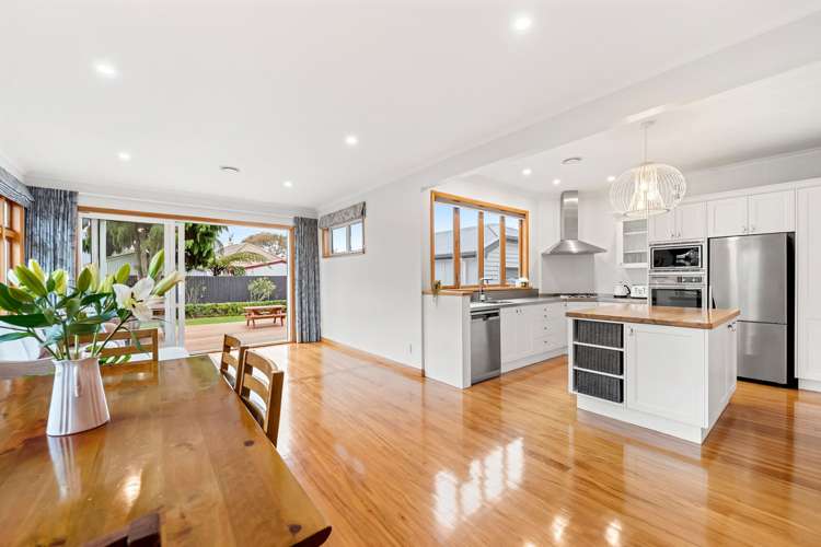 11 Thornycroft Avenue Epuni_6