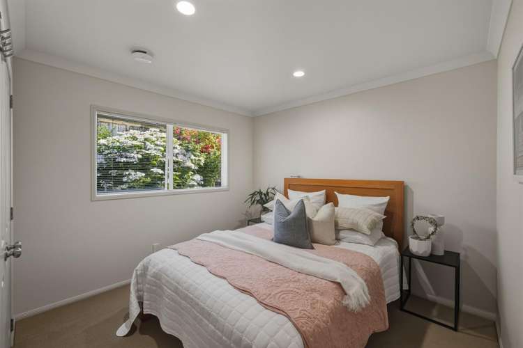 6 Condor Drive Pyes Pa_24