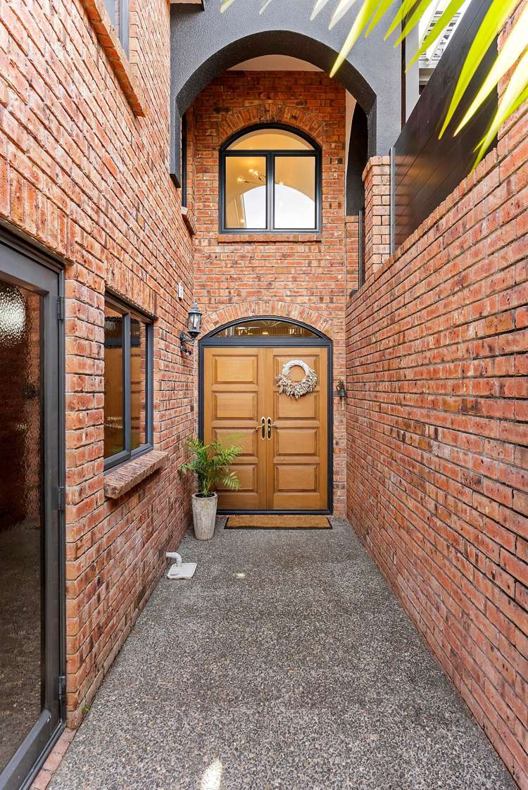 92a Kurahaupo Street Orakei_25