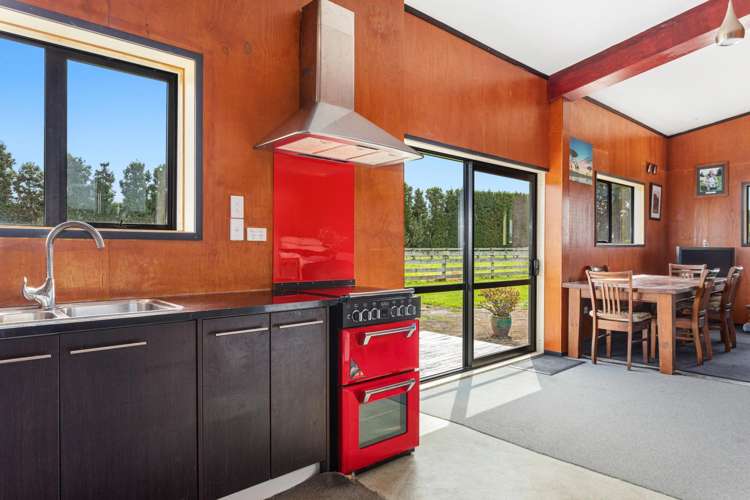 5 Beach Road Extension Tirohanga_8