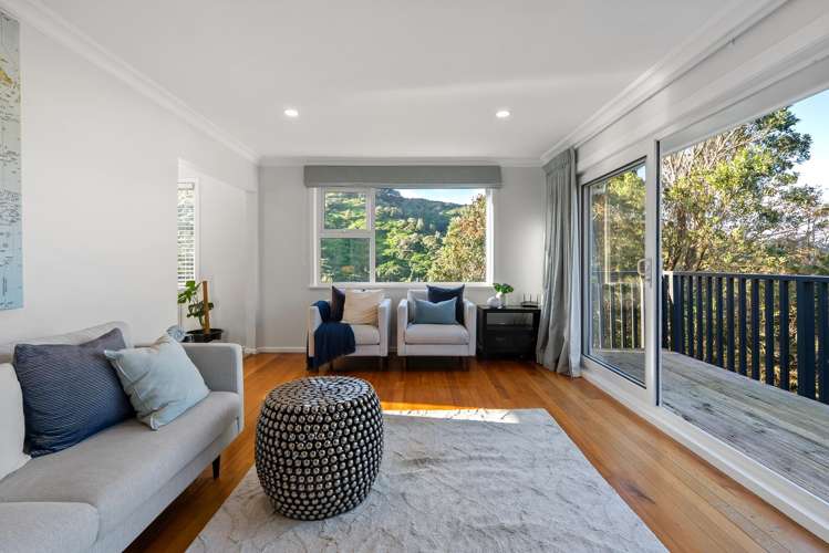 16 Doris Gordon Crescent Crofton Downs_6