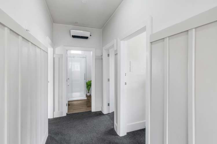 83 Wildberry Street Woolston_12