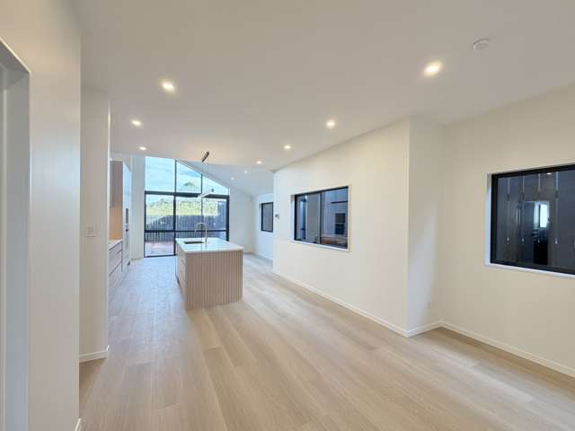 65 Huanui Drive Orewa_2
