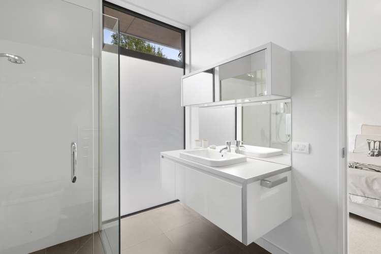 26 Britannia Heights Stepneyville_11