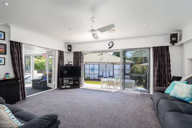 8 Neale Avenue Stoke_2