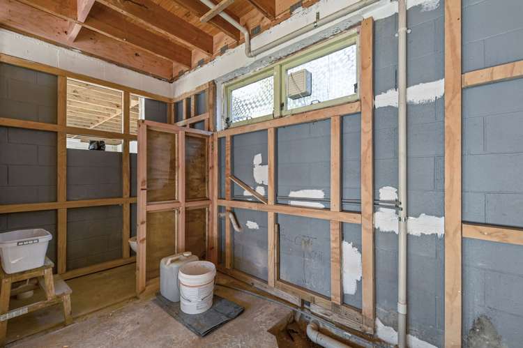 170 Otonga Road Springfield_14