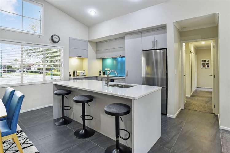 84 Riverton Drive Randwick Park_1