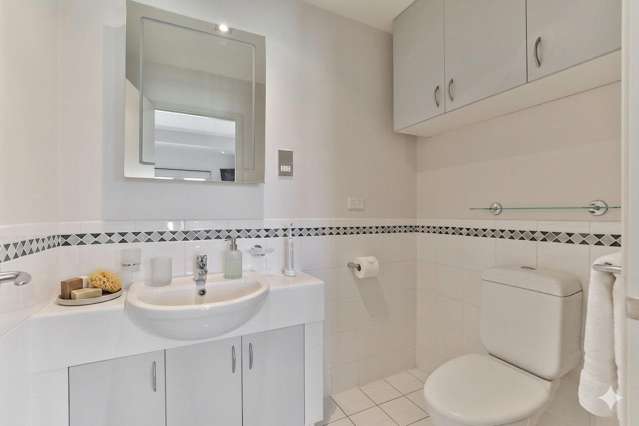 6D/8 Howe Street Freemans Bay_4