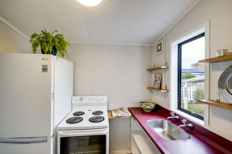 307 Southampton Street East Hastings_5