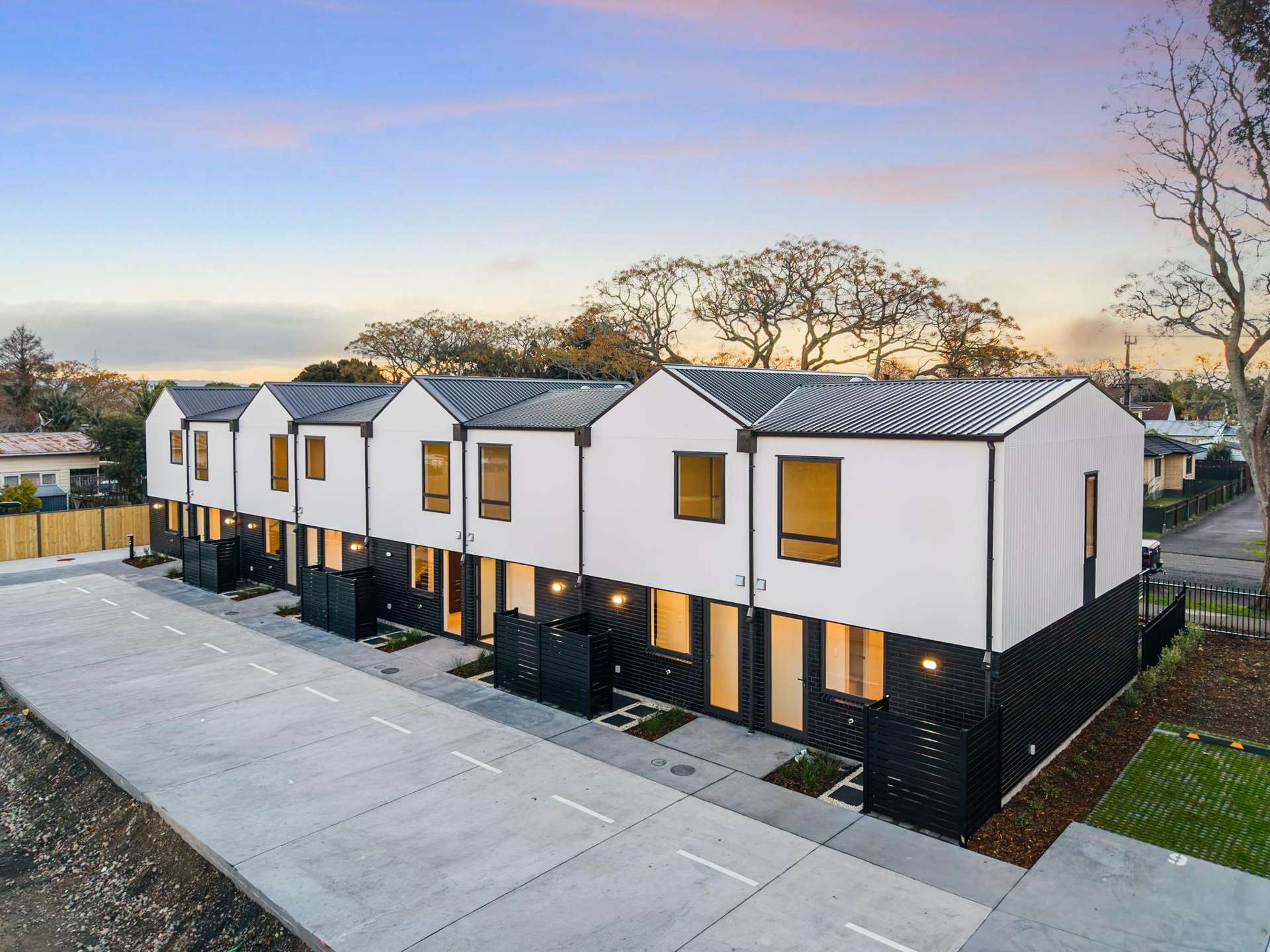 6/12 Wairau Avenue Avondale_0