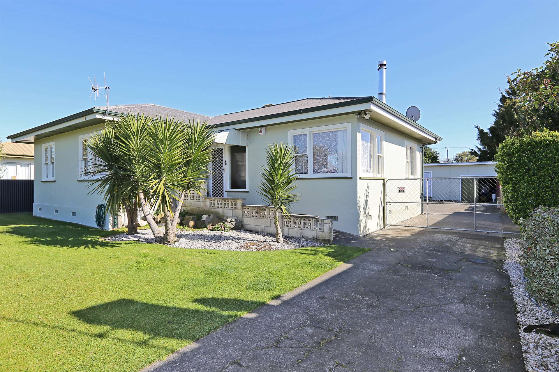 812 Ngaio Street Mahora_0