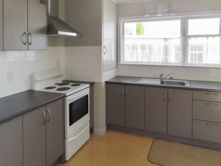 25 Stamford Grove 10597_0