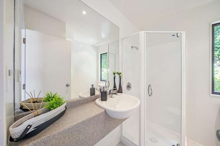 18 Korokoro Road Korokoro_15