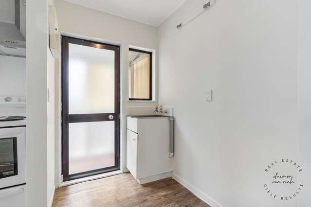 2/90 Shifnal Drive Randwick Park_4