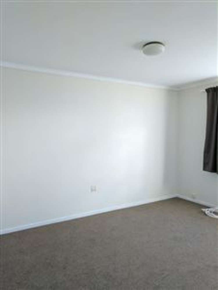 2/50 Kitchener Road Milford_5