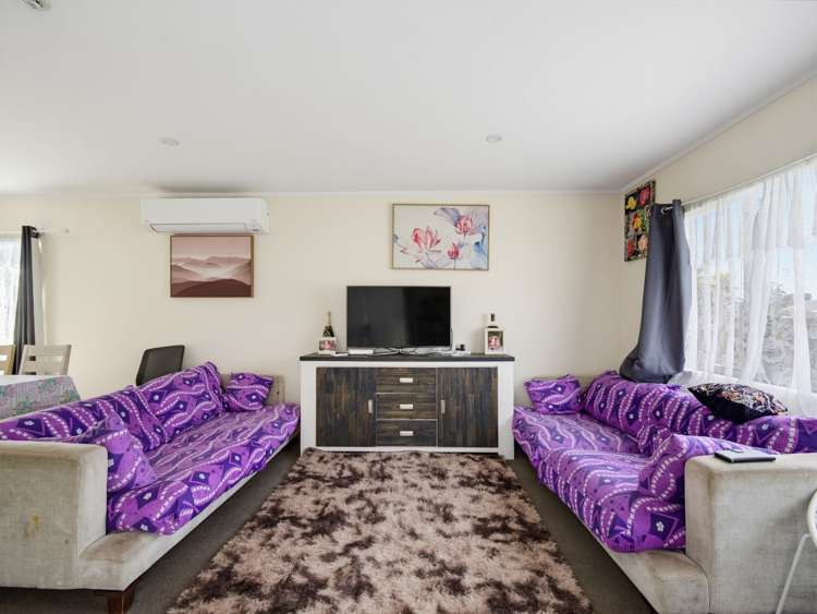 17 Dungarvon Pl Clendon Park_1