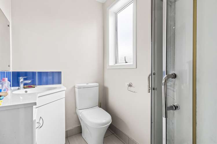 21 Nile Road Kelston_7