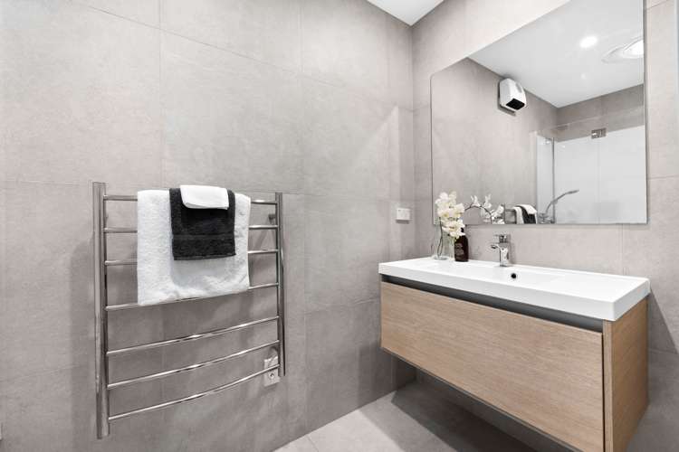 5 Tomtit Lane Flat Bush_22