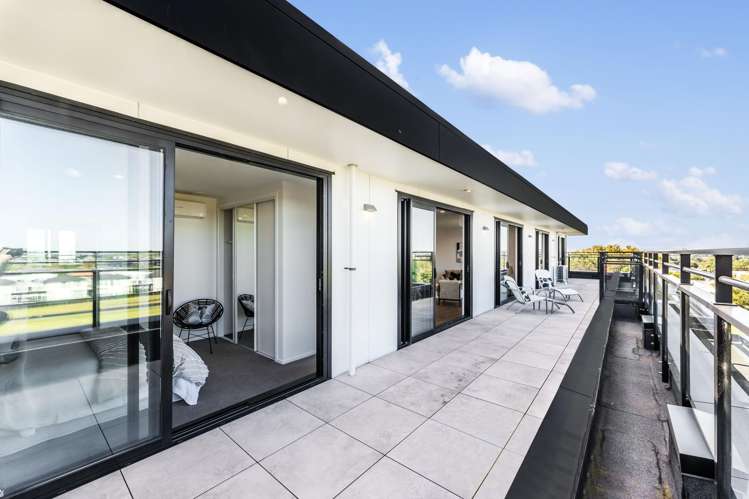 501/12 Barrack Road Mt Wellington_12