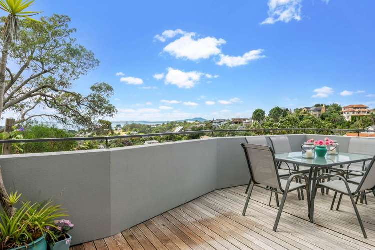 2/51 Penguin Drive Murrays Bay_9