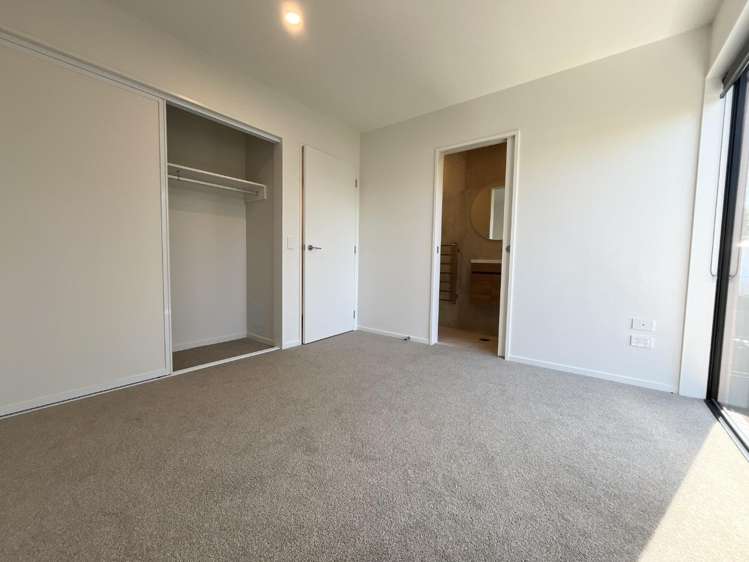 8/90 Holly Road 1544_6