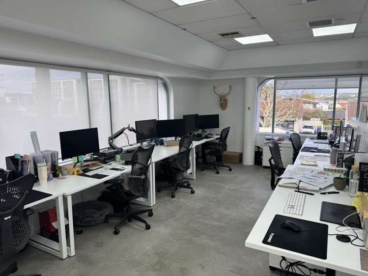 2D Burns Avenue Takapuna_8