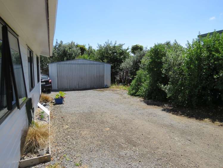 6 Cemetery Road Waiuku_11