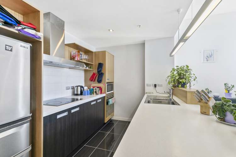 8f/10 Lorne Street Te Aro_5