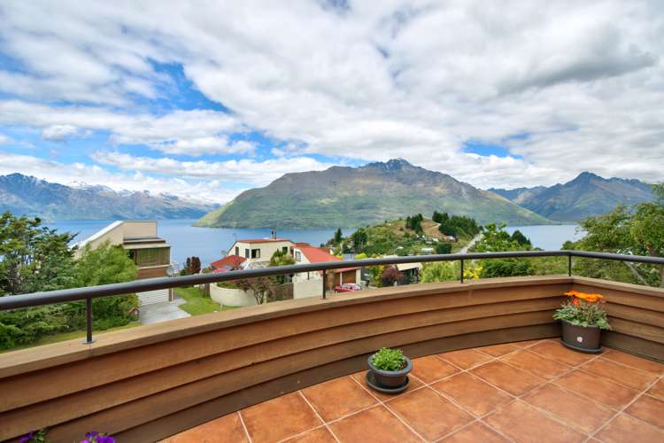 40 Greenstone Place Fernhill/Sunshine Bay_10