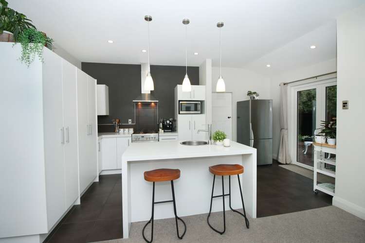 34 Dahlia Street Palmerston North Central_5