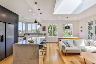 37 Commercial Road_2