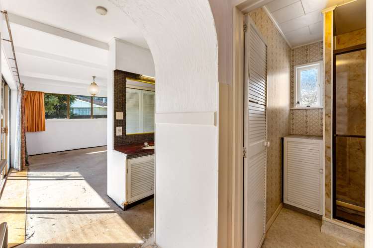 1246 Fergusson Drive Brown Owl_13