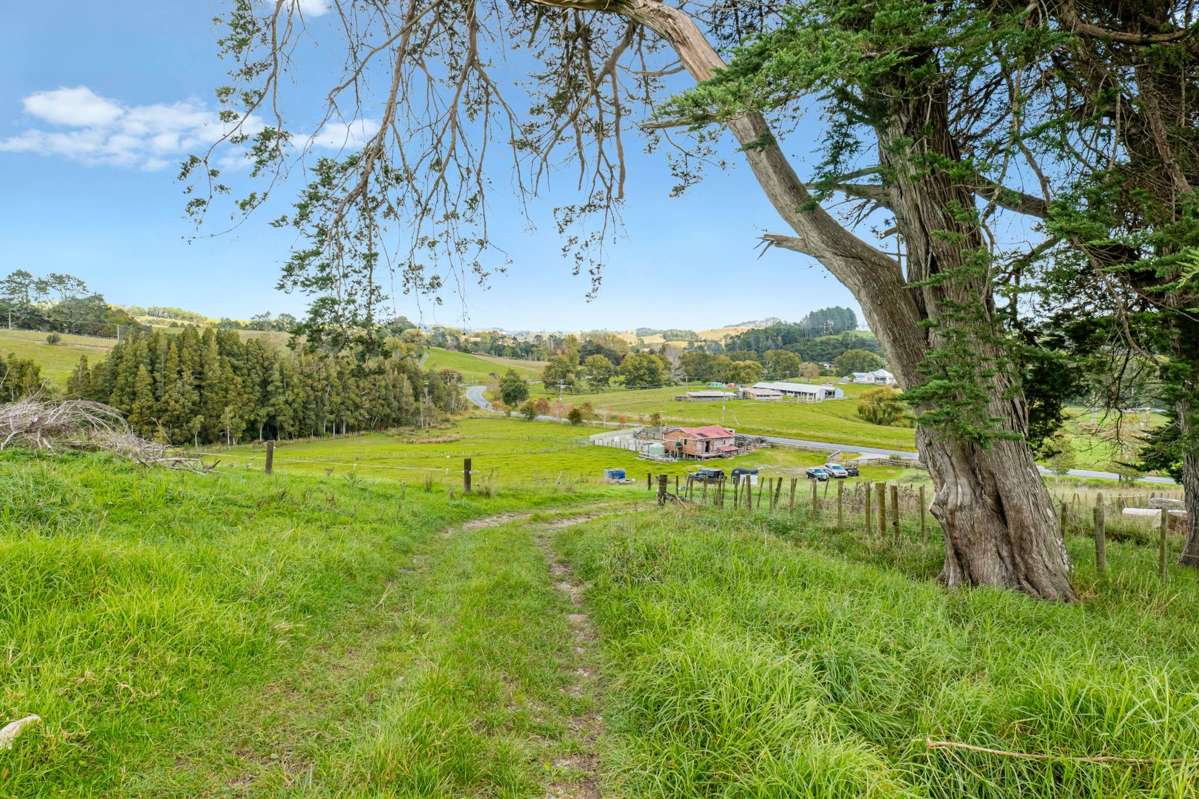 1100 West Coast Road_5