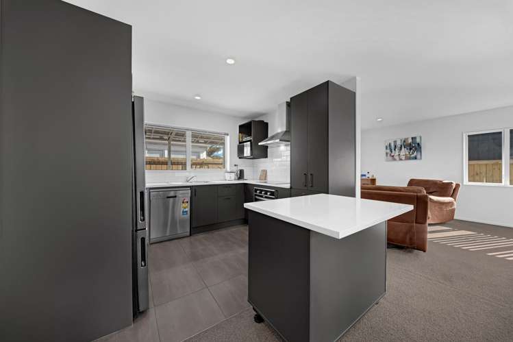 44A Earlsworth Road Mangere East_11