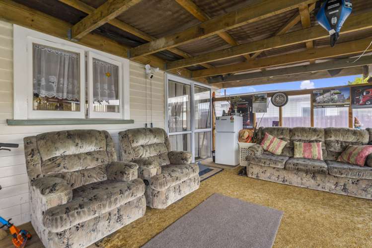 10 Allan Street Glenholme_12