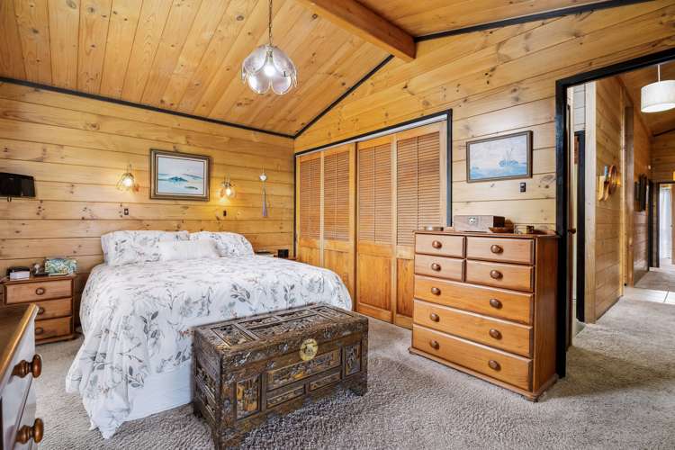 222 Whangaparaoa Road Red Beach_5