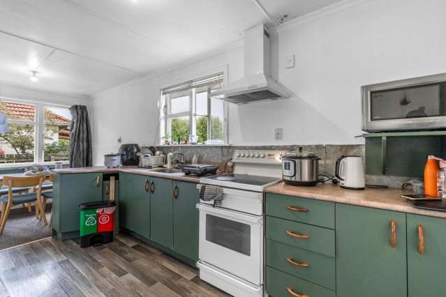 93 Lithgow Street Glengarry_4