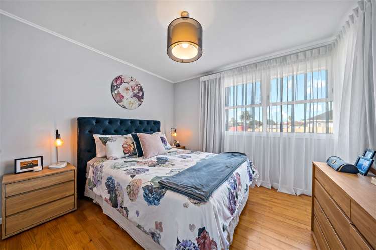 7 Beach Road Te Atatu Peninsula_13