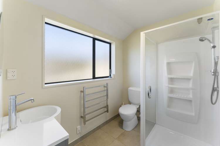 10 Lobank Place Richmond_15